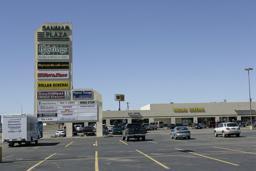 Primary Photo Of 900-921 SH 80, San Marcos Unknown For Lease