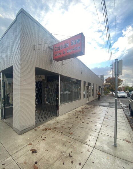 Primary Photo Of 4040 SE Division St, Portland Warehouse For Sale