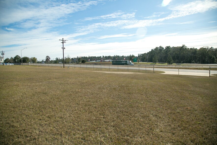More Photos Of 714 Interstate 45, Huntsville Land For Sale