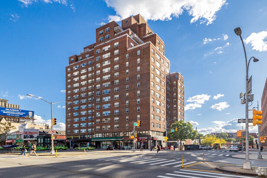 More Photos Of 107-40 Queens Blvd, Forest Hills Apartments For Lease