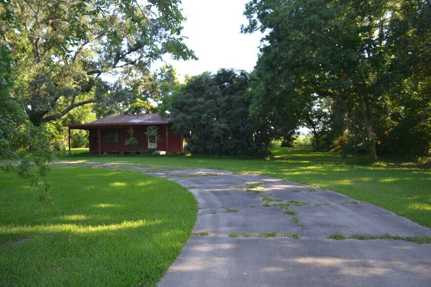 More Photos Of 5818 N Freetown Rd, New Iberia Land For Sale
