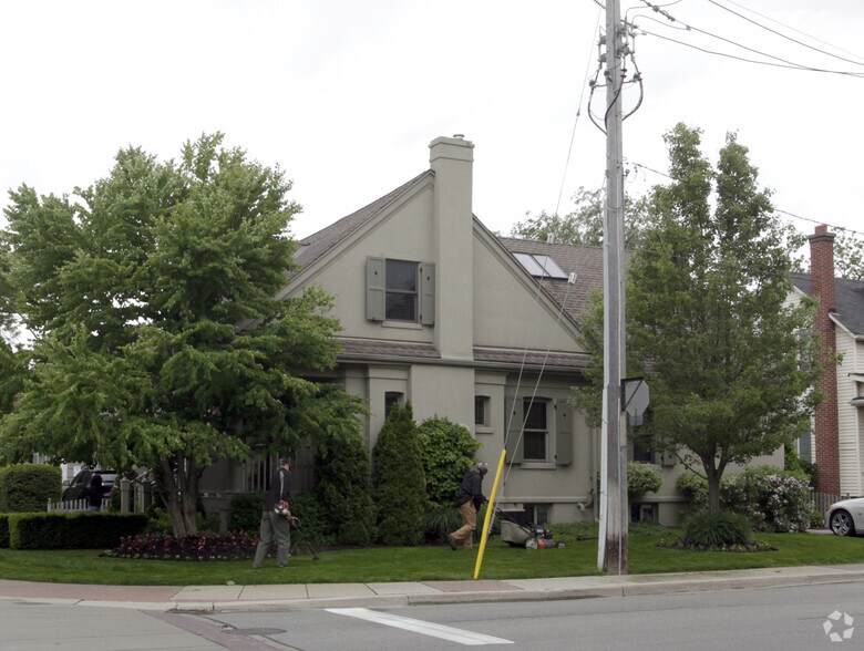 More Photos Of 1445 Ontario St, Burlington Office For Lease