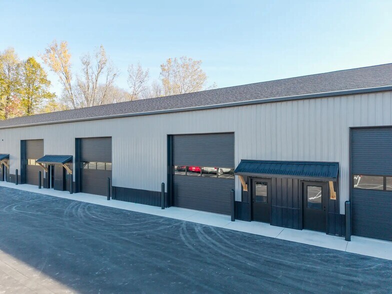 More Photos Of 1709 Dewent St, Jenison Light Manufacturing For Lease