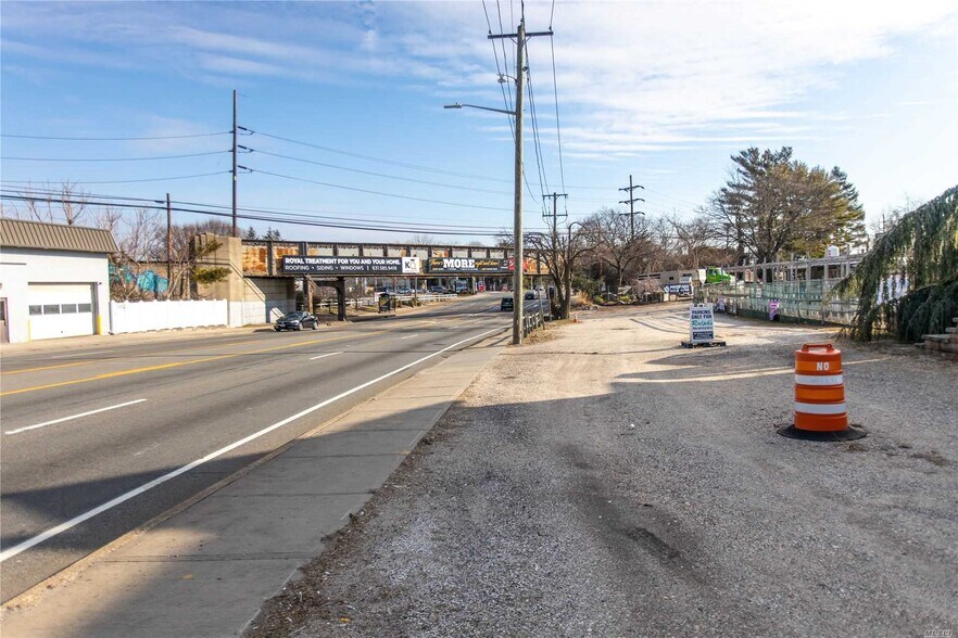 More Photos Of 42 Hempstead Tpke, Farmingdale Land For Sale