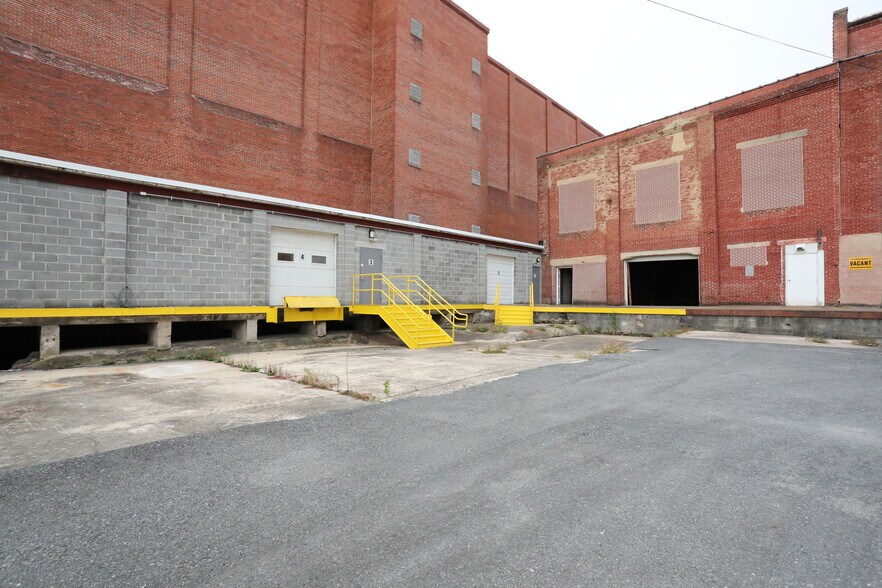 More Photos Of 50 Kennedy St, Chambersburg Warehouse For Sale
