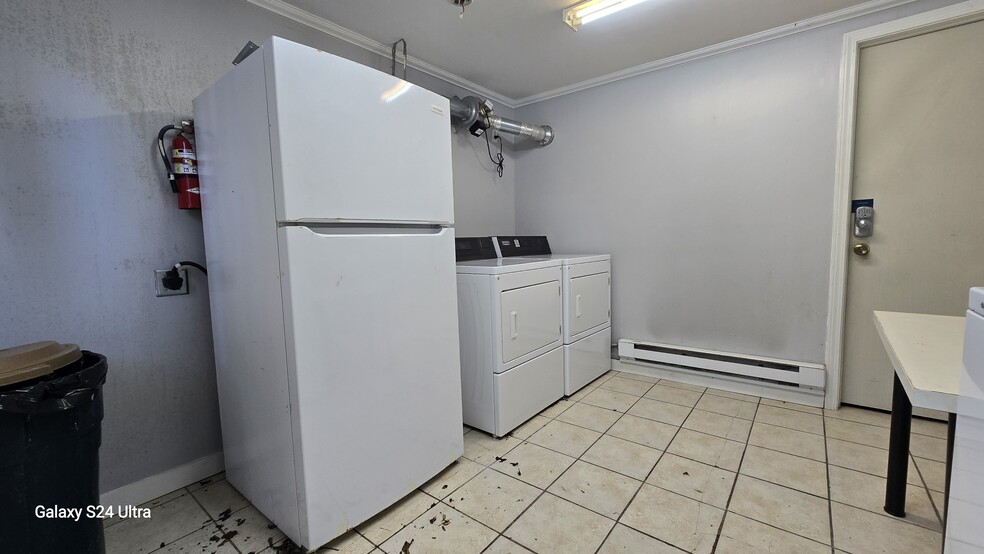 More Photos Of 1412-1418 Armstrong Ave, Knoxville Apartments For Sale