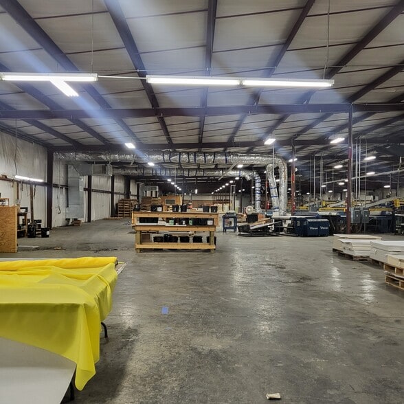 More Photos Of 363 Fossett Rd, Guntersville Industrial For Sale