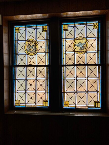 More Photos Of 212 N College Ave, Clarksville Religious Facility For Sale