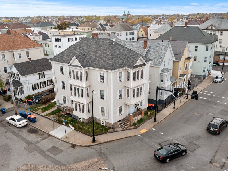 More Photos Of 49-51 County St, New Bedford Apartments For Sale