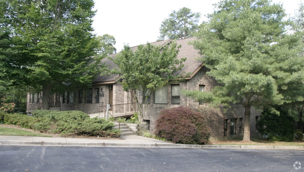 More Photos Of 1321 Jamestown Rd, Williamsburg Office For Sale