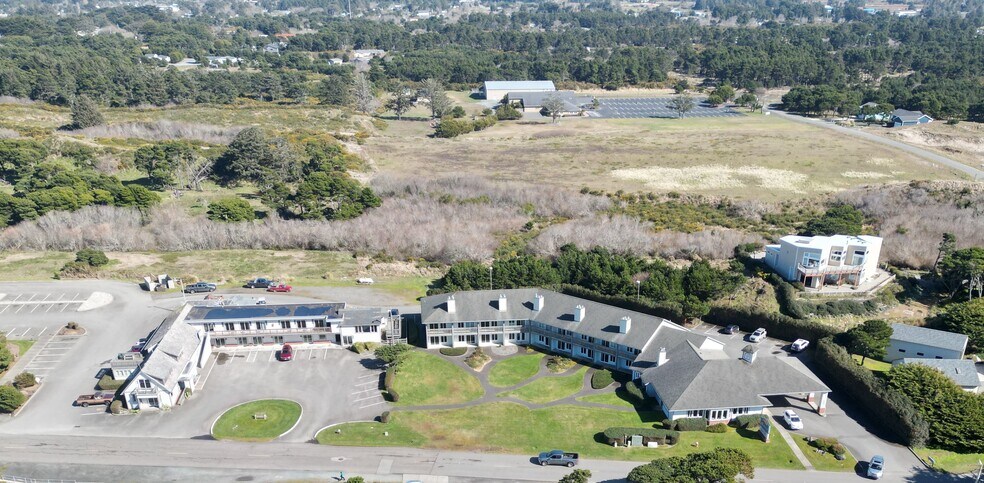 More Photos Of 1865 Beach Loop Dr, Bandon Hotel For Sale