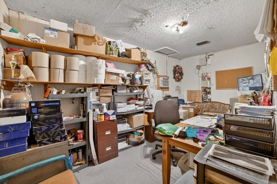 More Photos Of 304 FM 148, Terrell Sports And Entertainment For Sale