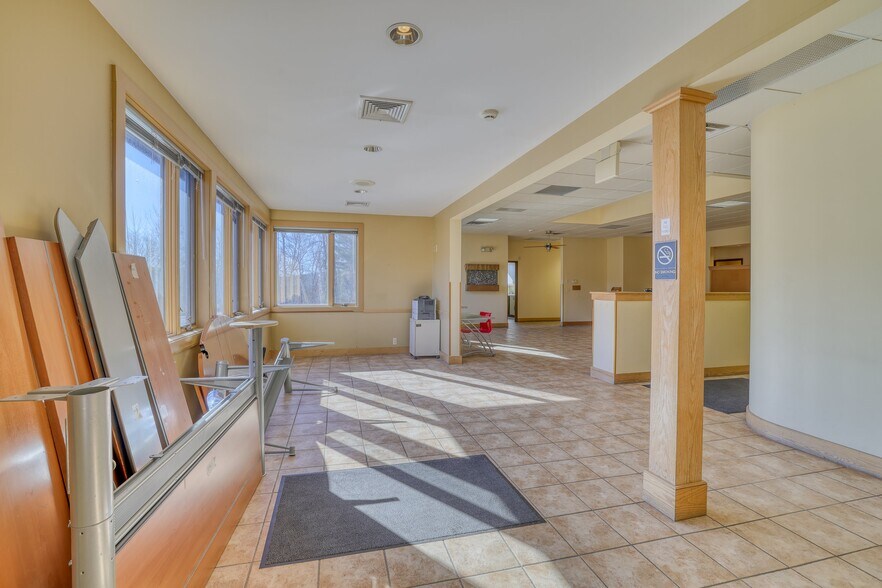 More Photos Of 14 Harris Bushville Rd, Monticello Medical For Sale