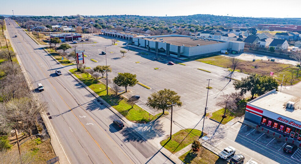 More Photos Of 15150 Nacogdoches Rd, San Antonio Unknown For Lease