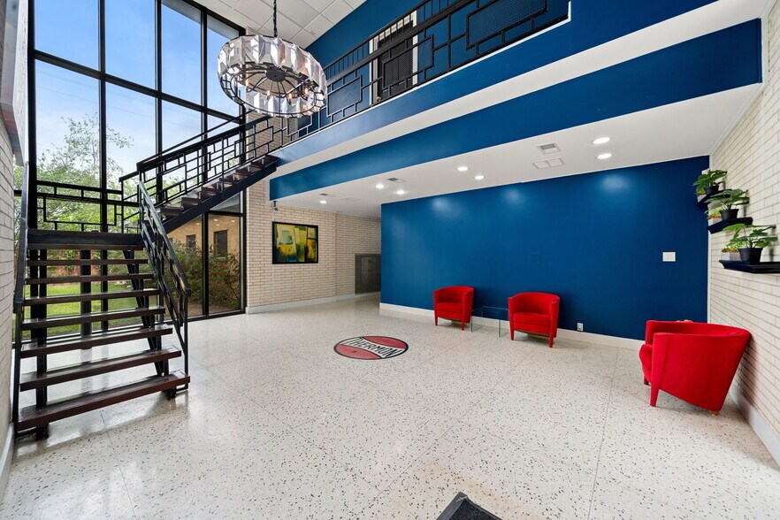 More Photos Of 9941 Rowlett Rd, Houston Medical For Lease