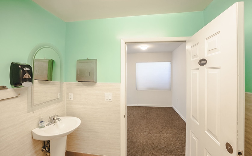 More Photos Of 821 W El Camino Real, Mountain View Storefront For Sale