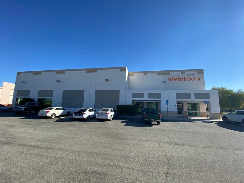 More Photos Of 38940 Trade Center Dr, Palmdale Warehouse For Lease