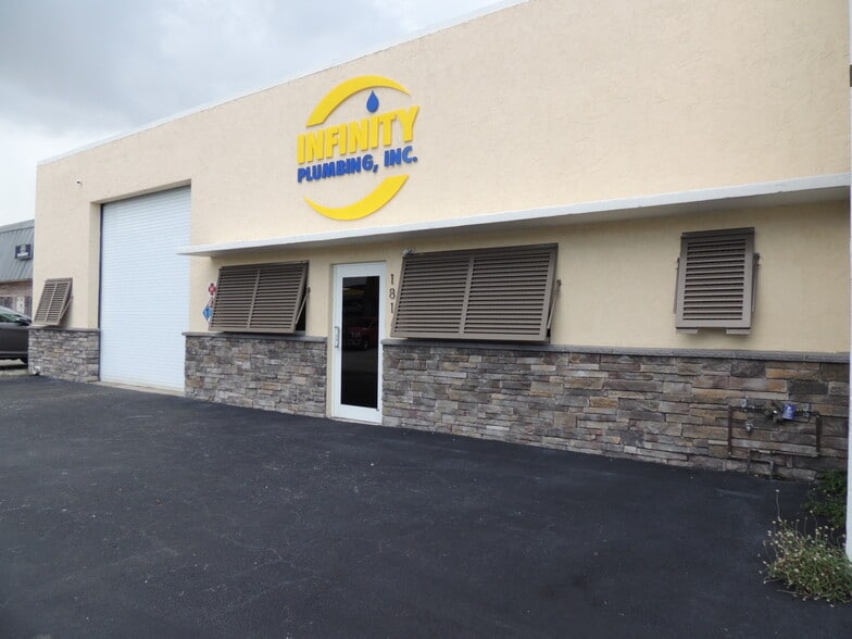 More Photos Of 181 NE 32nd Ct, Oakland Park Warehouse For Sale