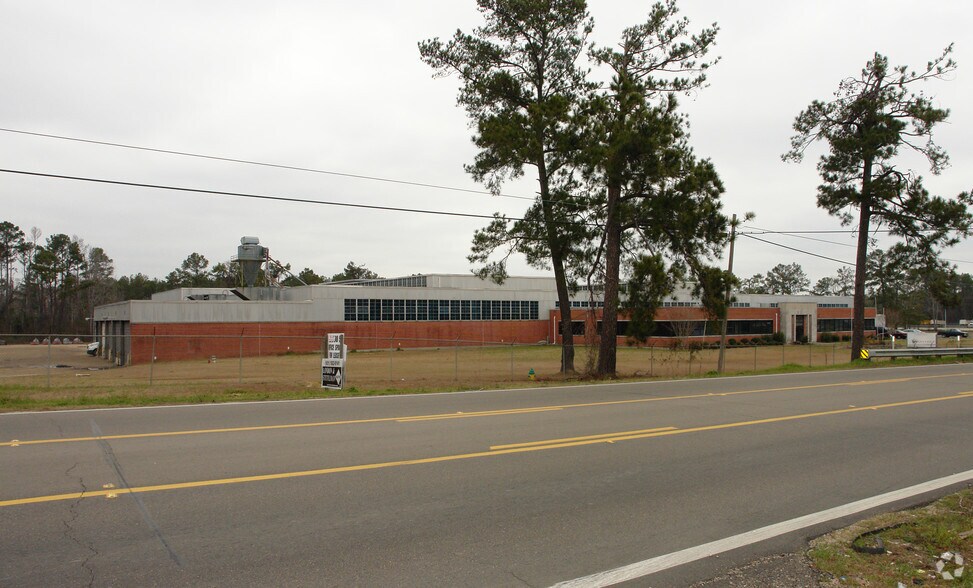 Primary Photo Of 2501 Old Hwy 42, Hattiesburg Manufacturing For Lease