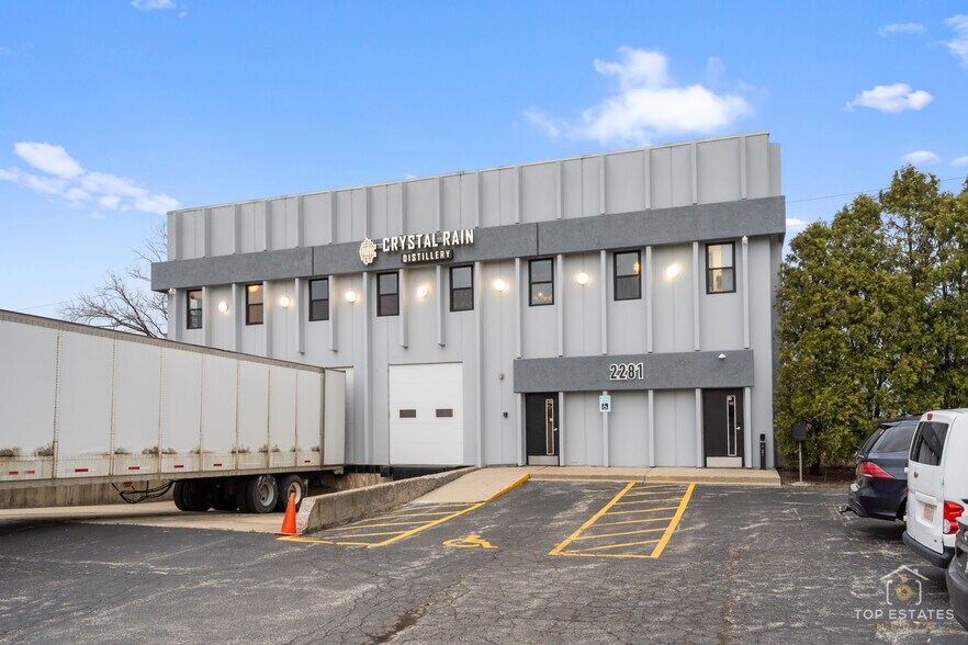 More Photos Of 2281 S Foster Ave, Wheeling Winery Vineyard For Sale