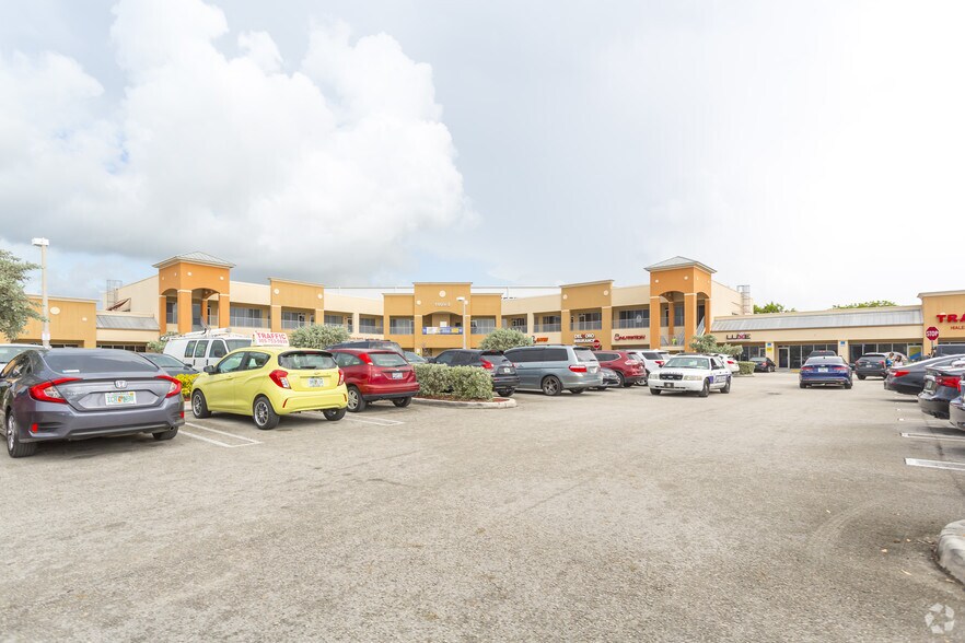 More Photos Of 11093 NW 138th St, Hialeah Unknown For Lease