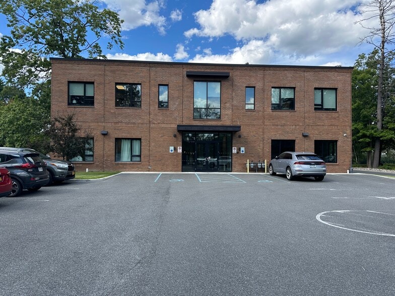 More Photos Of 5 Wall St, Clifton Park Medical For Lease