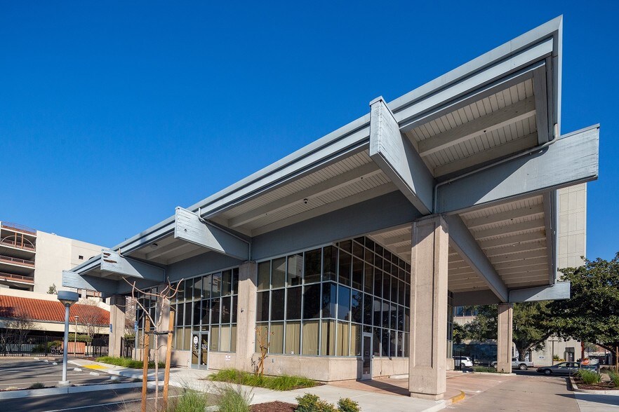 More Photos Of 9 S El Dorado St, Stockton Office For Sale