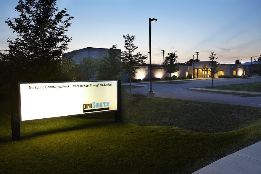 More Photos Of 8057 Rowan Rd, Cranberry Township Office For Sale