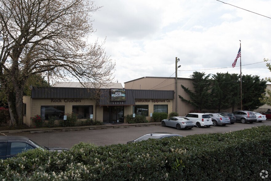 More Photos Of 18650 SW Pacific Hwy, Tualatin Warehouse For Lease