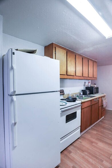 More Photos Of 16 N Main St, Payette Storefront Retail Residential For Sale