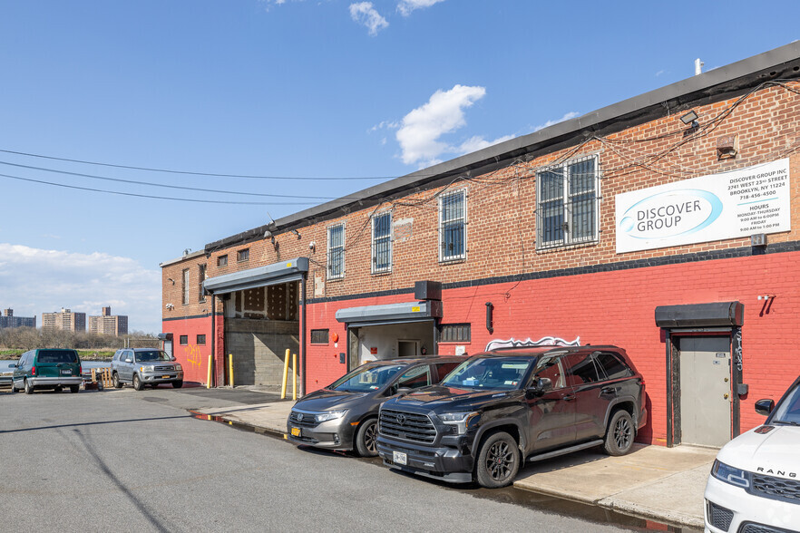 Primary Photo Of 2737 W 23rd St, Brooklyn Warehouse For Lease