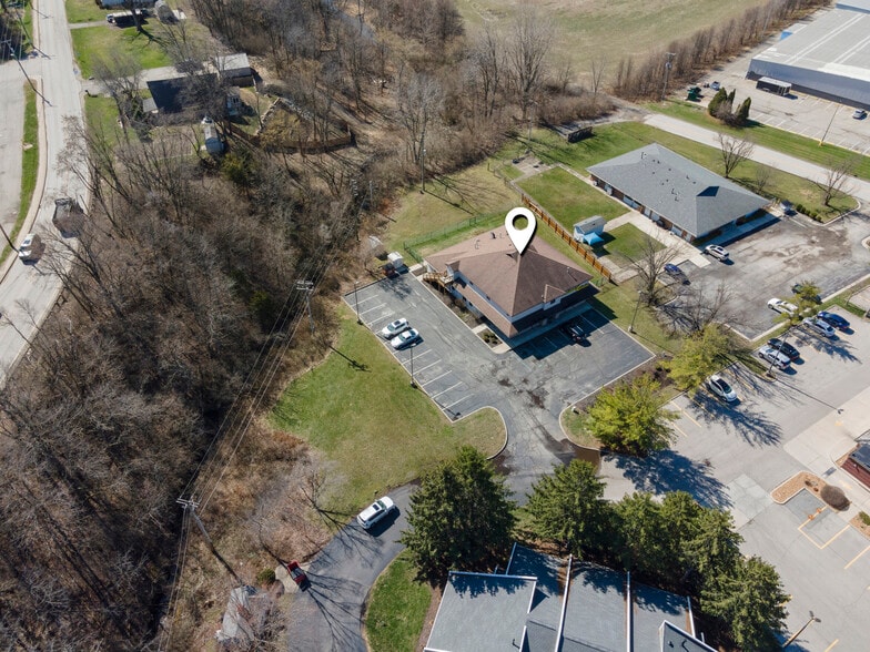 More Photos Of 150 Mensa Dr, Noblesville Office For Sale