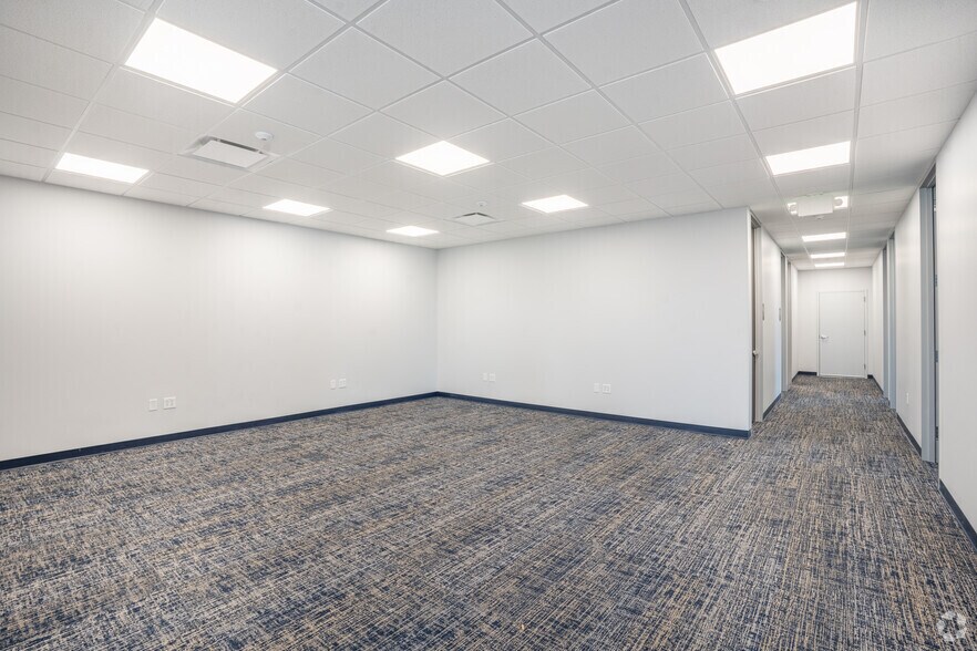 More Photos Of 3703 Cedar Blvd, Baytown Unknown For Lease