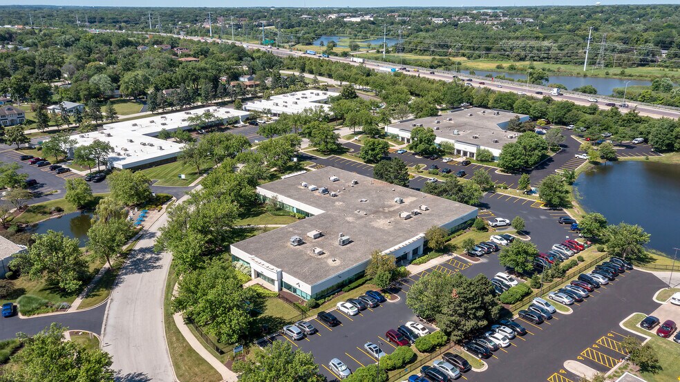 More Photos Of 821-881 Parkview Blvd, Lombard Unknown For Lease