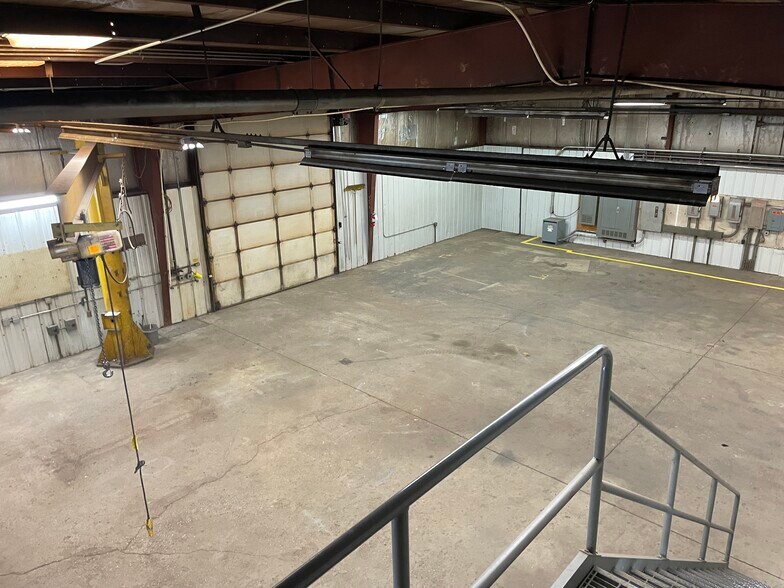 More Photos Of 1221 Groop Rd, Springfield Warehouse For Sale