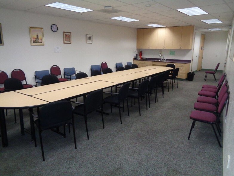 More Photos Of 455-467 N White Rd, San Jose Religious Facility For Lease