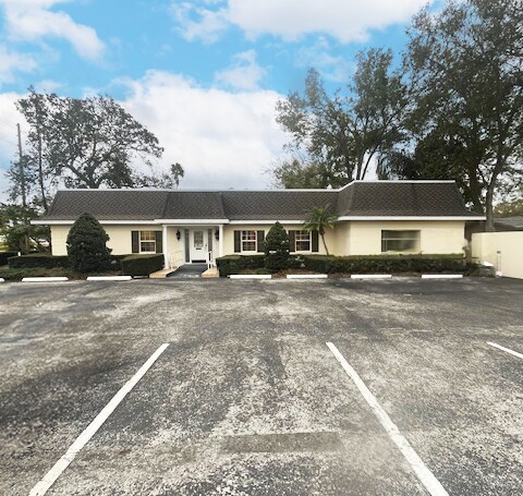 More Photos Of 1618 S Highland Ave, Clearwater Office For Sale