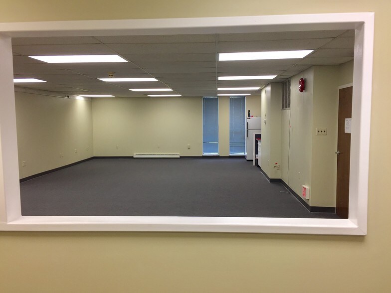 More Photos Of 2006 Swede Rd, Norristown Office For Lease