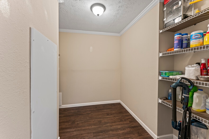 More Photos Of 104 Circle Rd, Newport Manufactured Housing Mobile Home Park For Sale