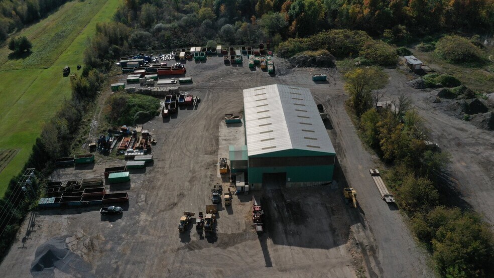 More Photos Of 750 Grand Rang Saint-François, Saint-pie Industrial For Sale