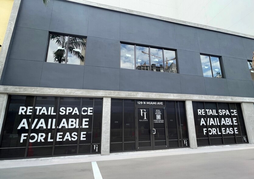 More Photos Of 129 N Miami Ave, Miami Restaurant For Lease