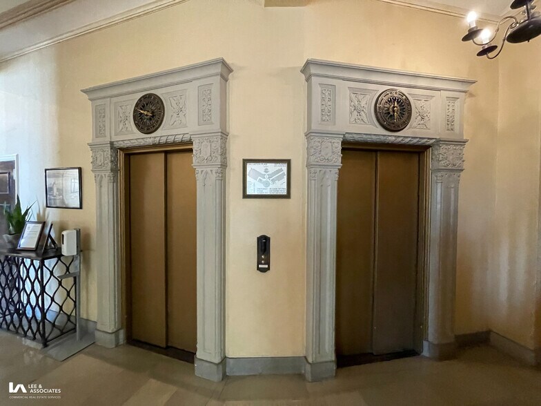 More Photos Of 800 E Ocean Blvd, Long Beach Apartments For Lease