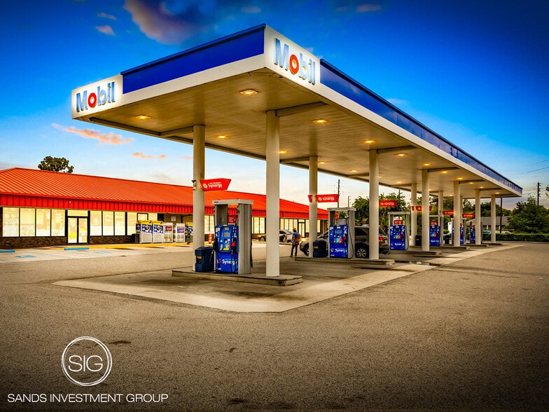 Primary Photo Of 13045 Spring Hill Dr, Spring Hill Convenience Store For Sale
