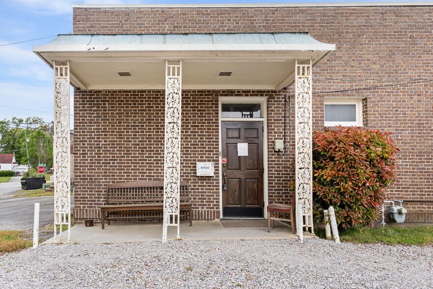 More Photos Of 941 Summers Ave, Orangeburg Medical For Sale