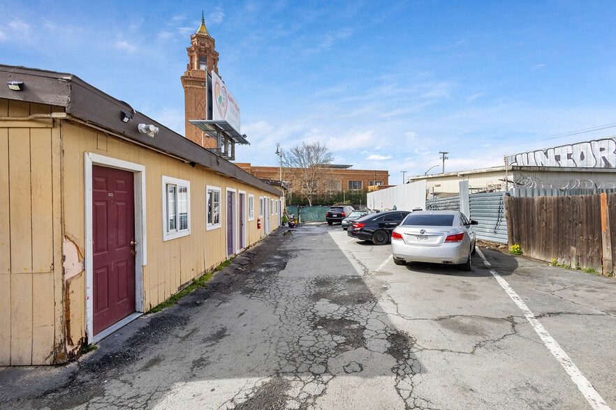 More Photos Of 5720 International Blvd, Oakland Hotel For Sale