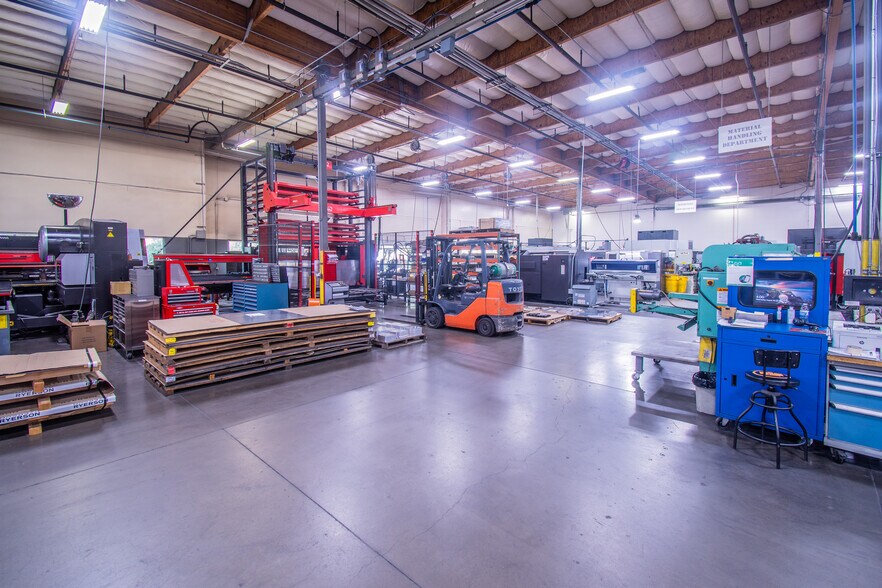 More Photos Of 7855 Southfront Rd, Livermore Light Manufacturing For Sale