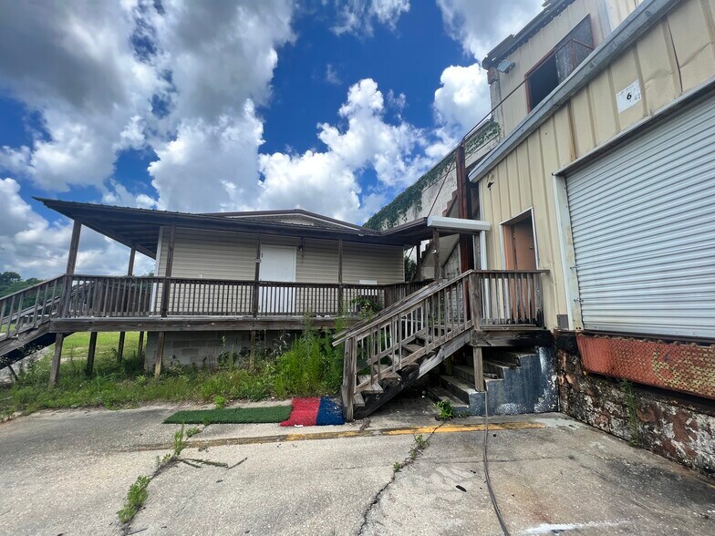 More Photos Of 401 Bingham, Ozark Warehouse For Sale