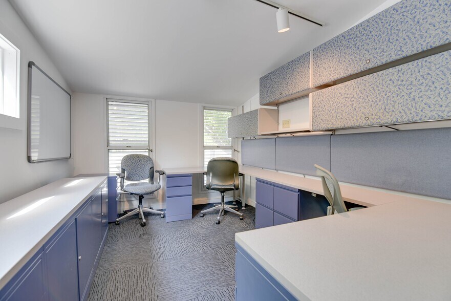 More Photos Of 701 Simonton St, Key West Office For Sale