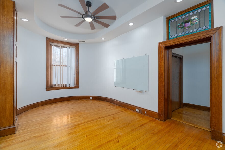 More Photos Of 92 High St, Medford Office For Lease