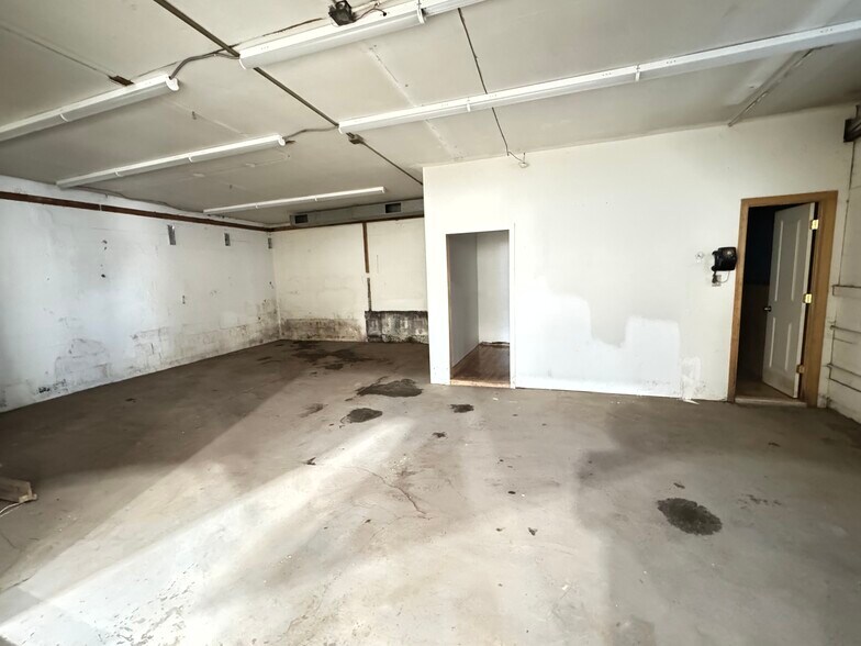 More Photos Of 1314 E Elizabeth Ave, Linden Light Distribution For Sale